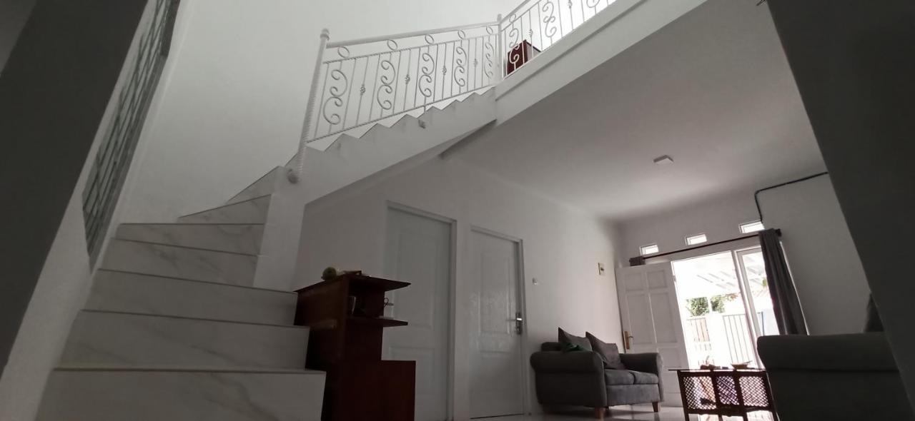 Jk House Bandung Villa Ngoại thất bức ảnh